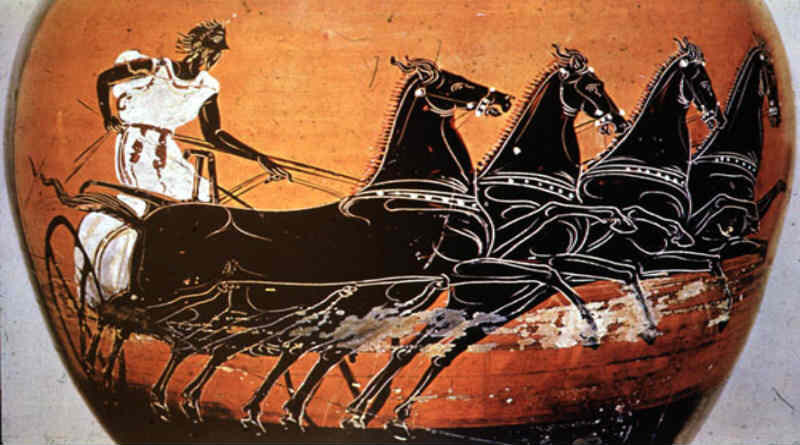 vaso grego com gravura de um homem conduzindo uma biga