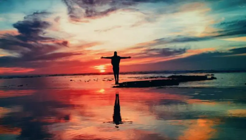 Salvos e chamados com santa vocação